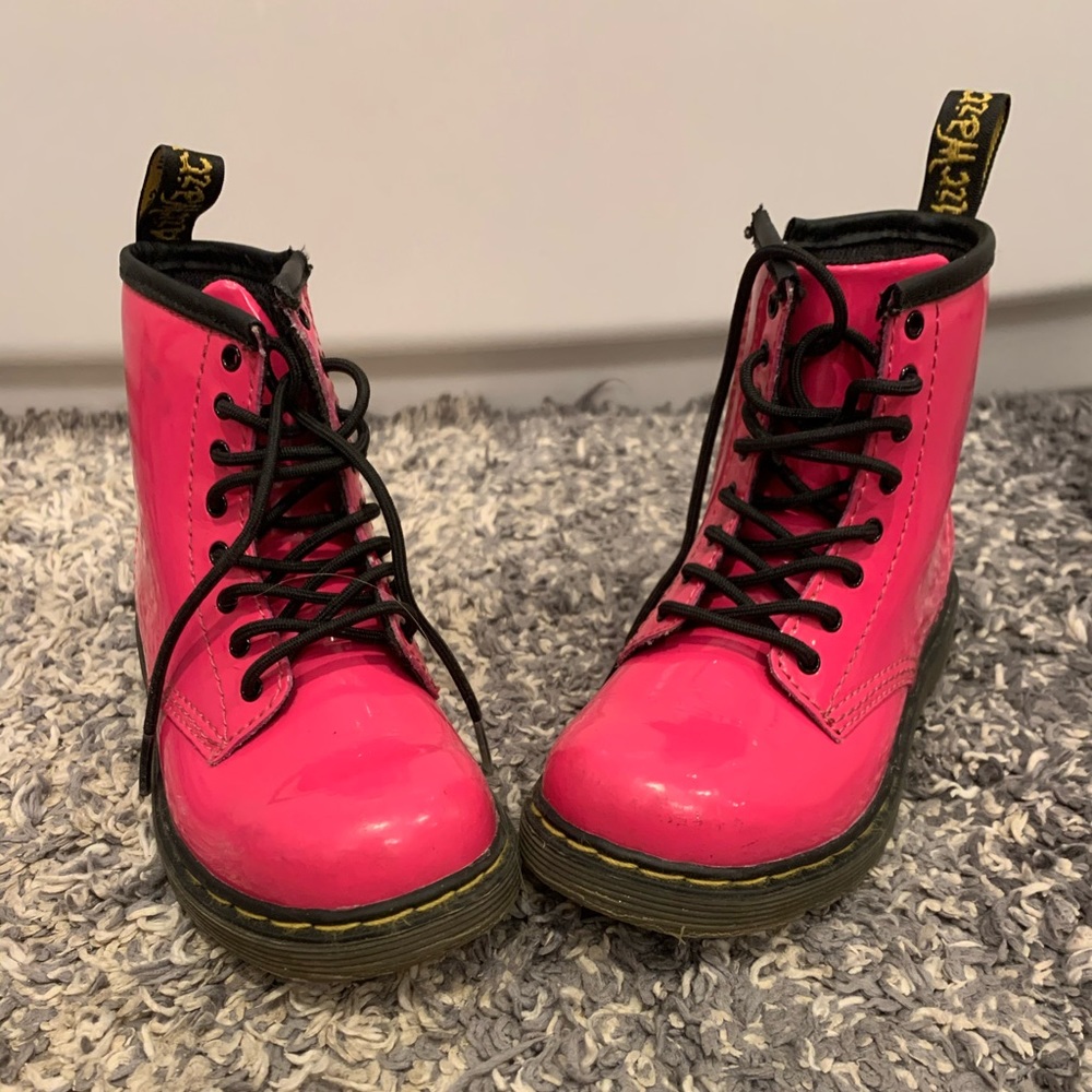 Pink patent leather dr martens boots
